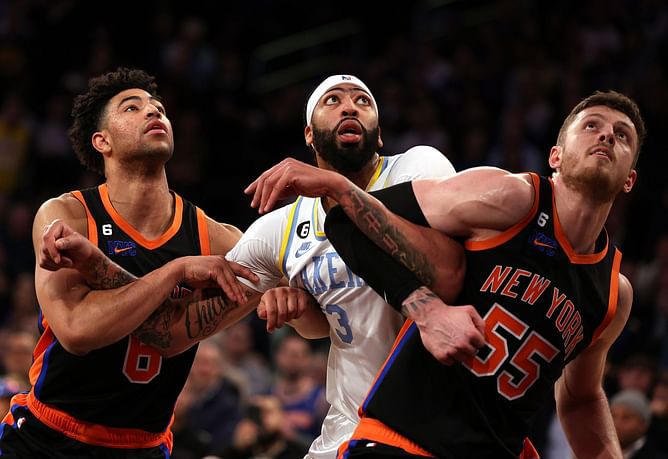 “Getting spanked as usual” - Fans mock LA Lakers ruthlessly after loss to Knicks drops them 2 games behind .500
