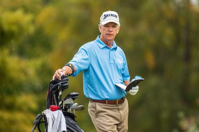 “Don’t kill yourself” – Veteran Larry Mize opens up on golfers' Masters preparation