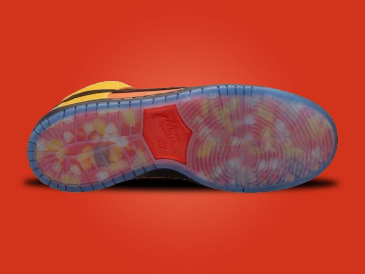 Here&rsquo;s a closer look at the outsoles of the shoes (Image via Nike)
