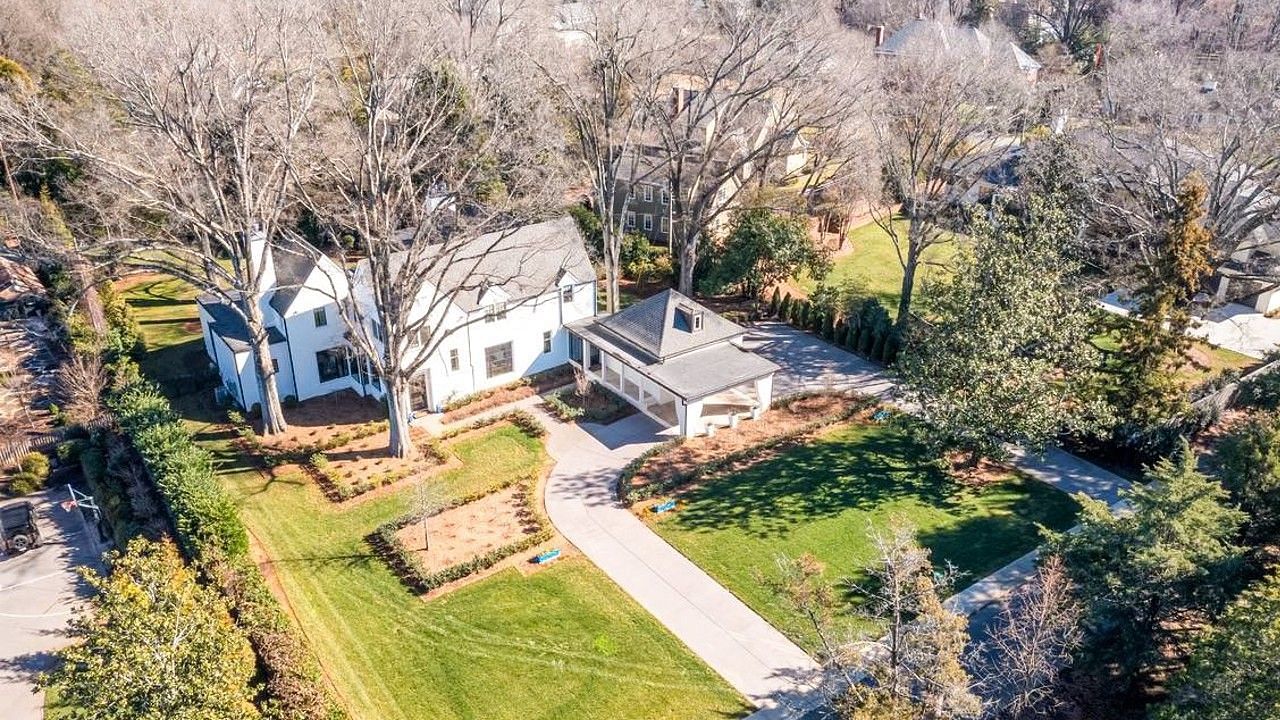 Frank Reich&#039;s new home is breathtaking and nestled in one of Charlotte&#039;s most exclusive neighborhoods