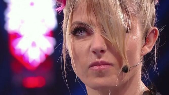 Former WWE star asks Alexa Bliss if she is throwing shade at her