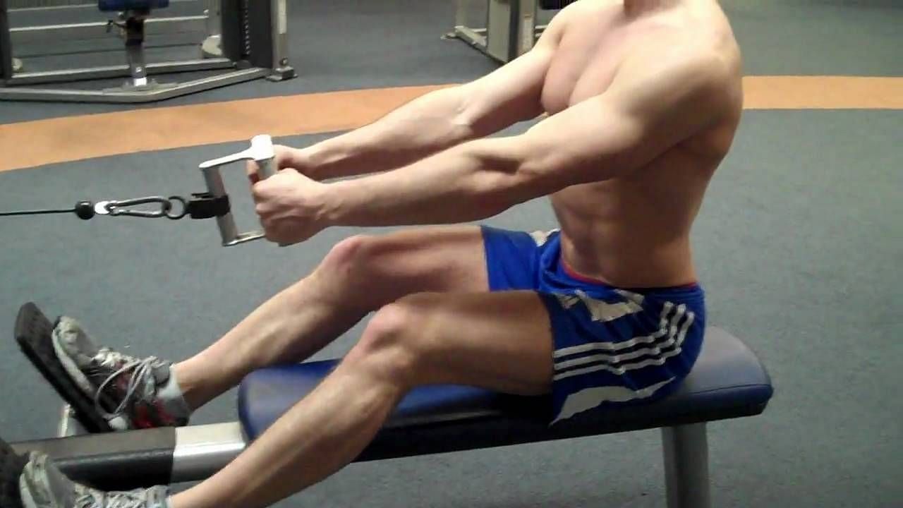 The low seated row is a popular low row exercise. (Pic via YouTube/ScottHermanFitness)