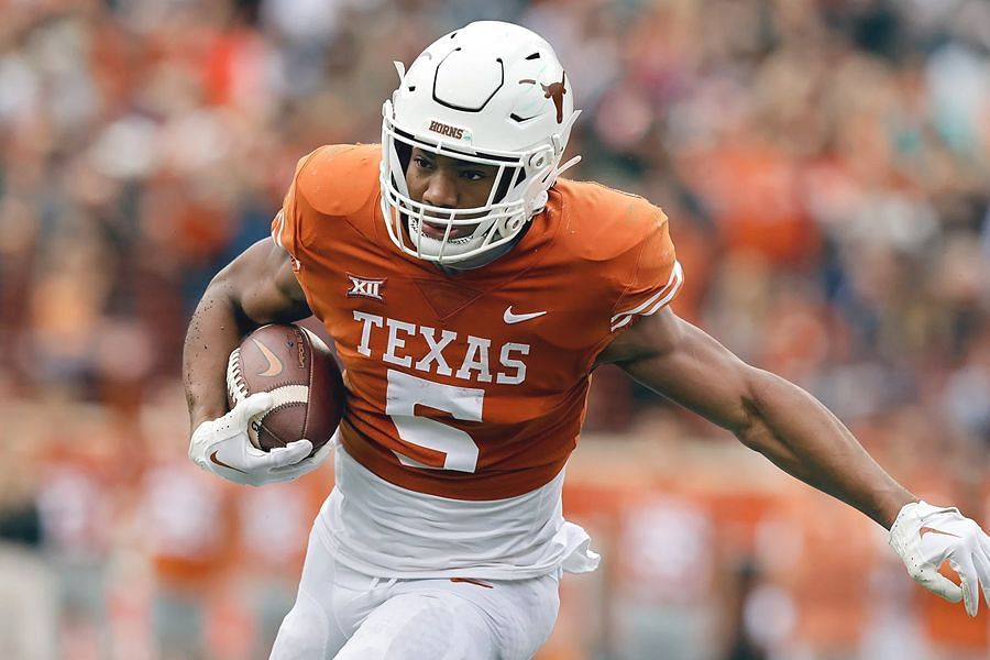 Texas running back Bijan Robinson