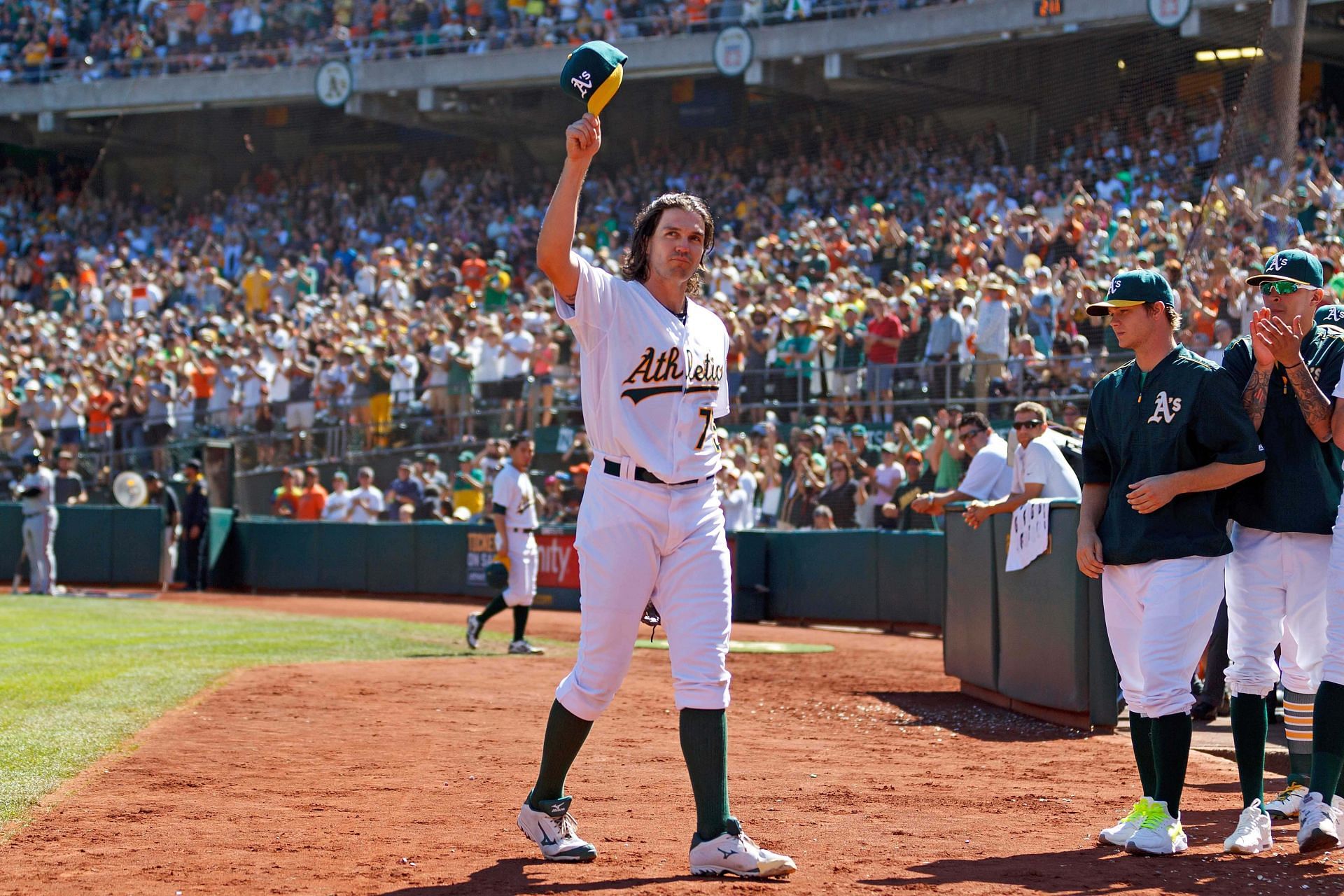 Barry Zito explains why he was wearing that Dodgers hat – KNBR