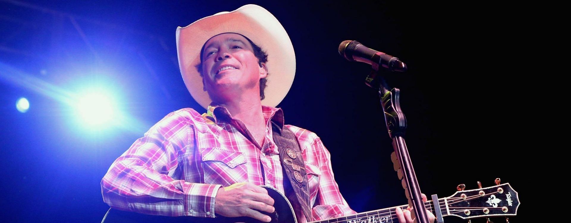 Social media users slammed Clay Walker over bus driver audio (Image via Getty Images)