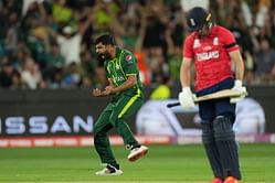 5 fastest Pakistani bowlers currently