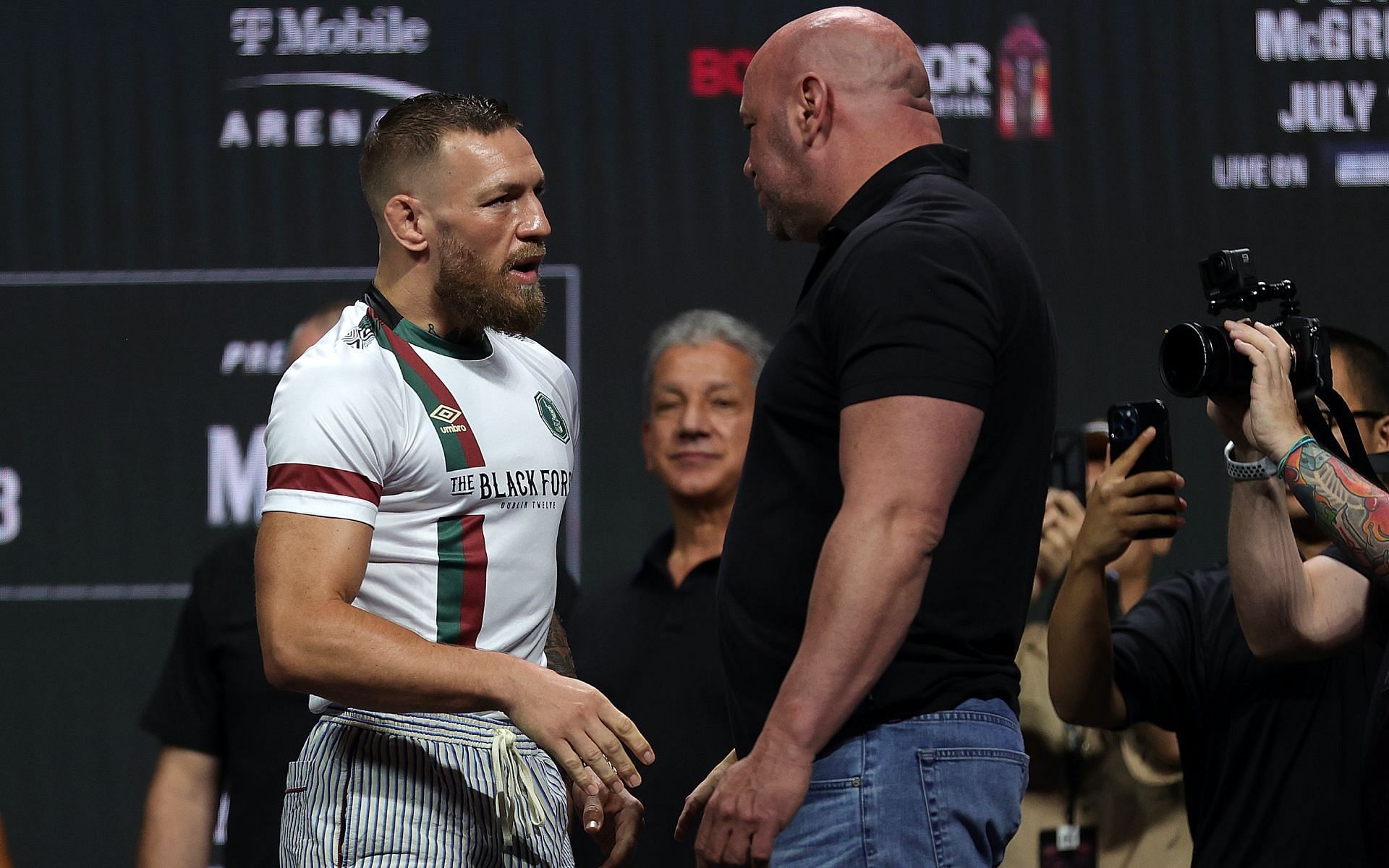 Conor McGregor and Dana White [Image credits: Getty Images] 