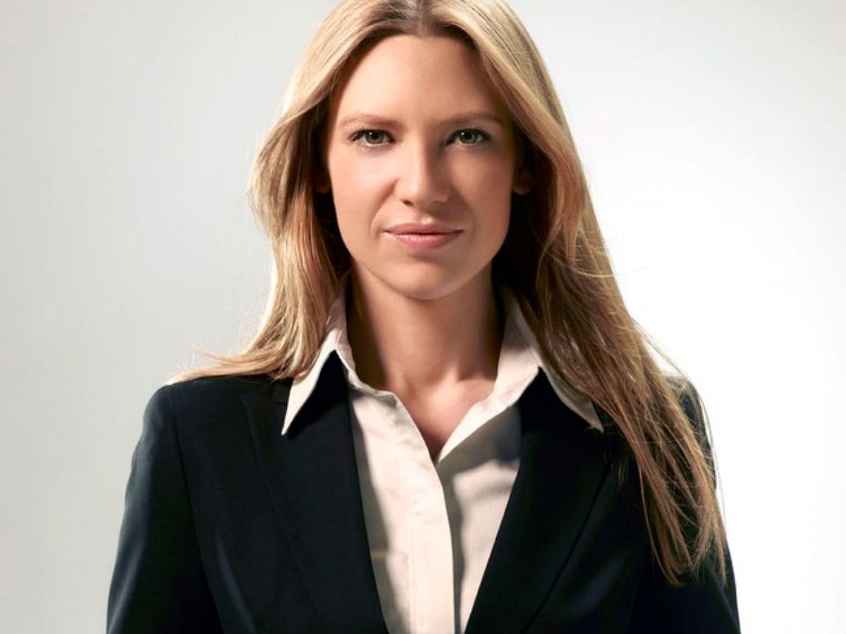 A still of Anna Torv as Olivia Dunham in Fringe (Image Via Rotten Tomatoes)