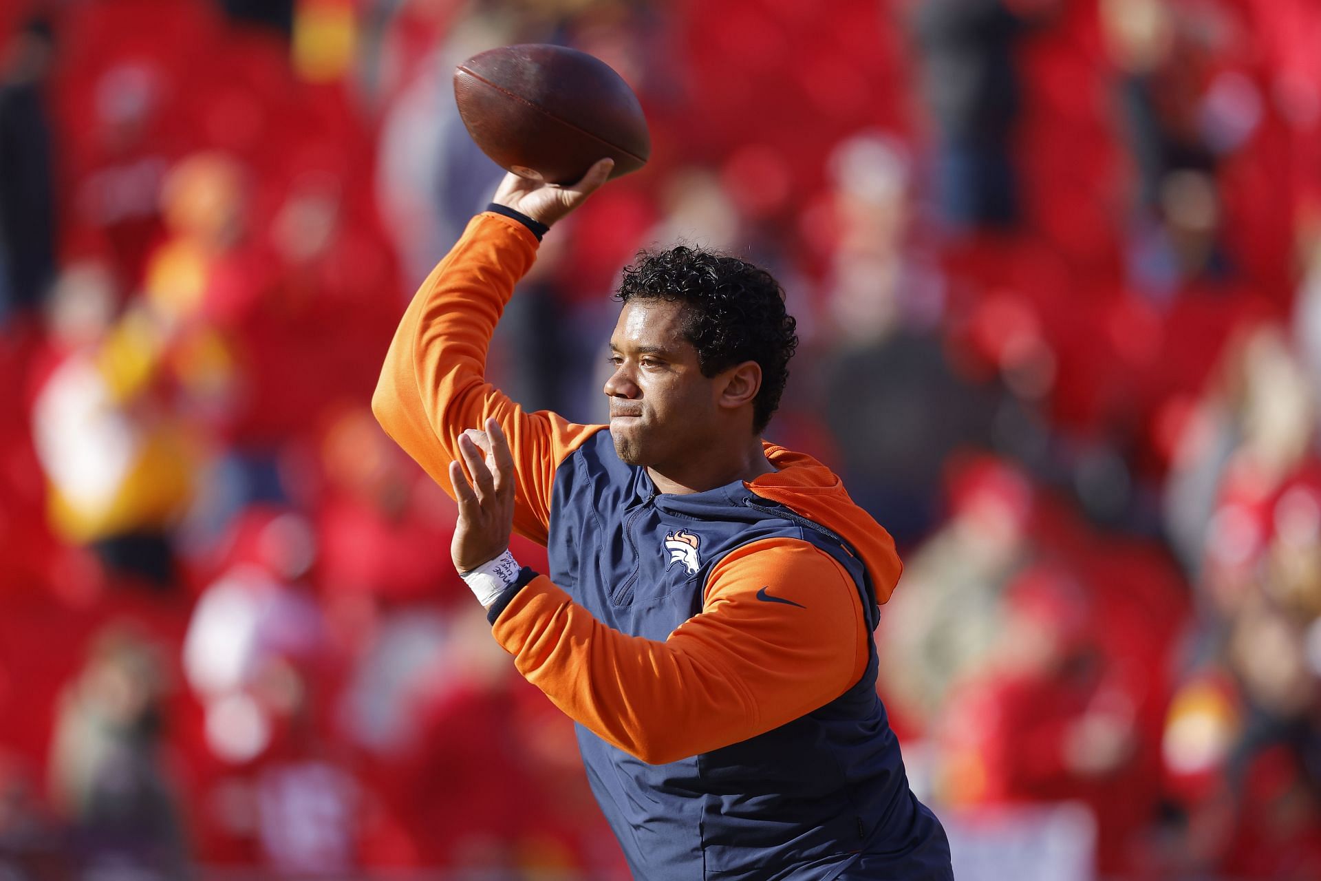 Russell Wilson of the Denver Broncos warms up prior to the game against the Kansas City Chiefs