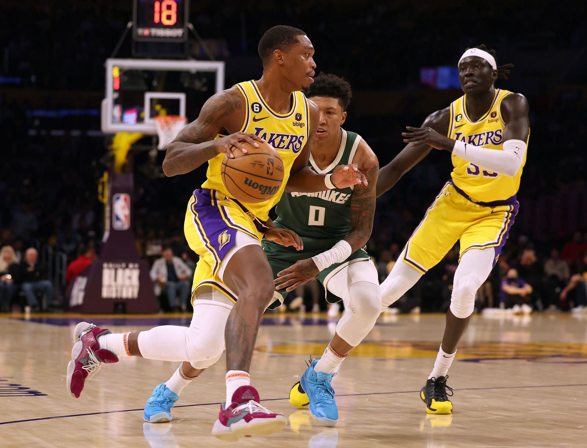 Milwaukee Bucks v Los Angeles Lakers