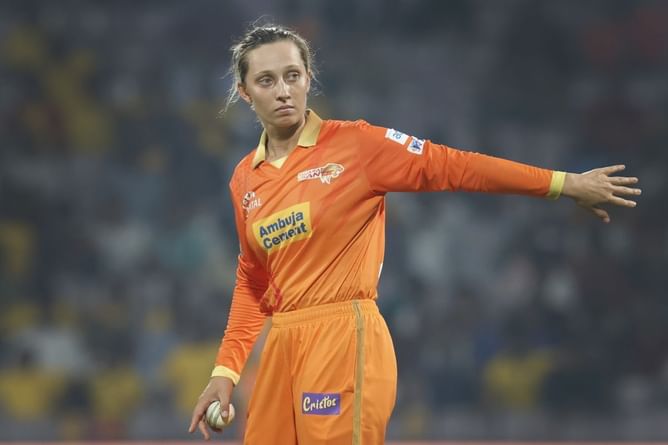 3 overseas bowlers who can win the Purple Cap in WPL 2023