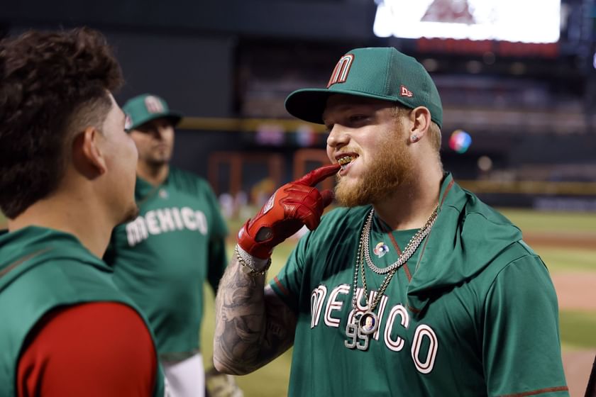 Baseball Star Alex Verdugo His Wifes Unexpected Nationality - t2qm3xi