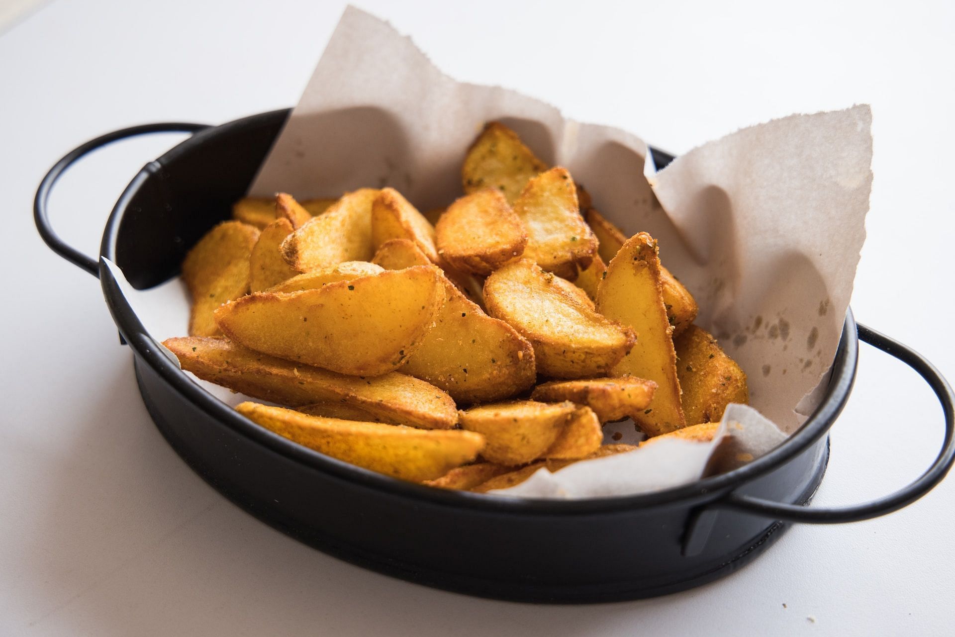 Chips (Photo via Unsplash/Engin Akyurt)