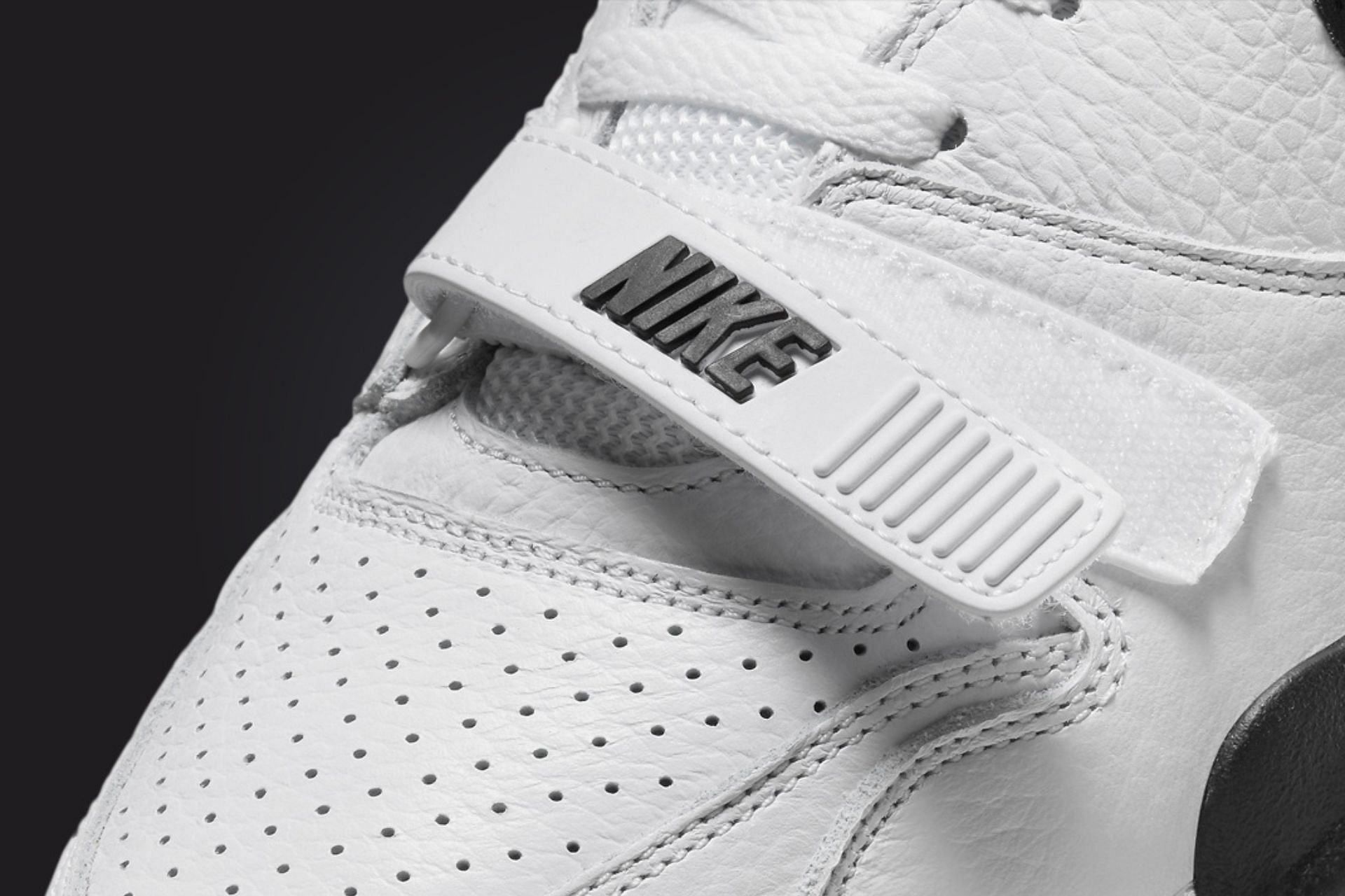 Take a closer look at the perforated toe tops and velcro straps (Image via Nike)