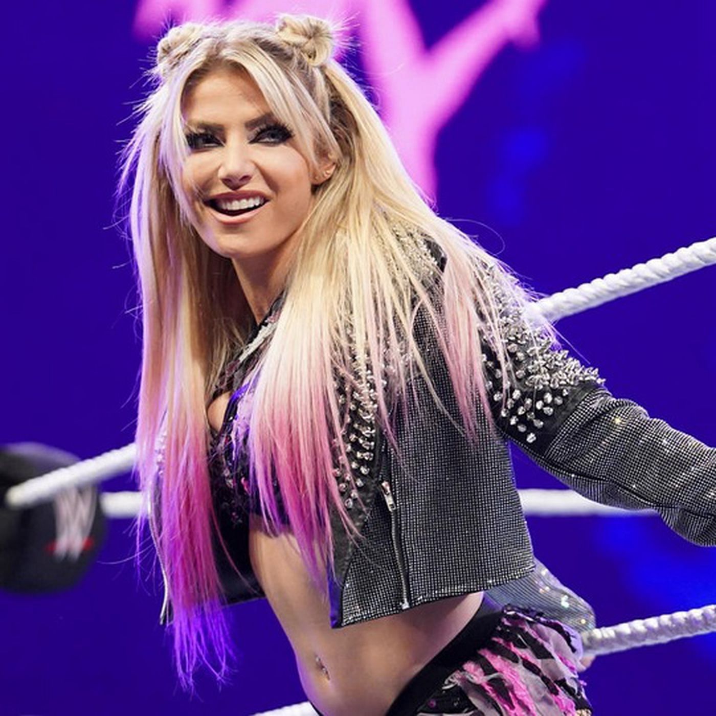 Alexa Bliss is a former multi-time Champion in WWE.