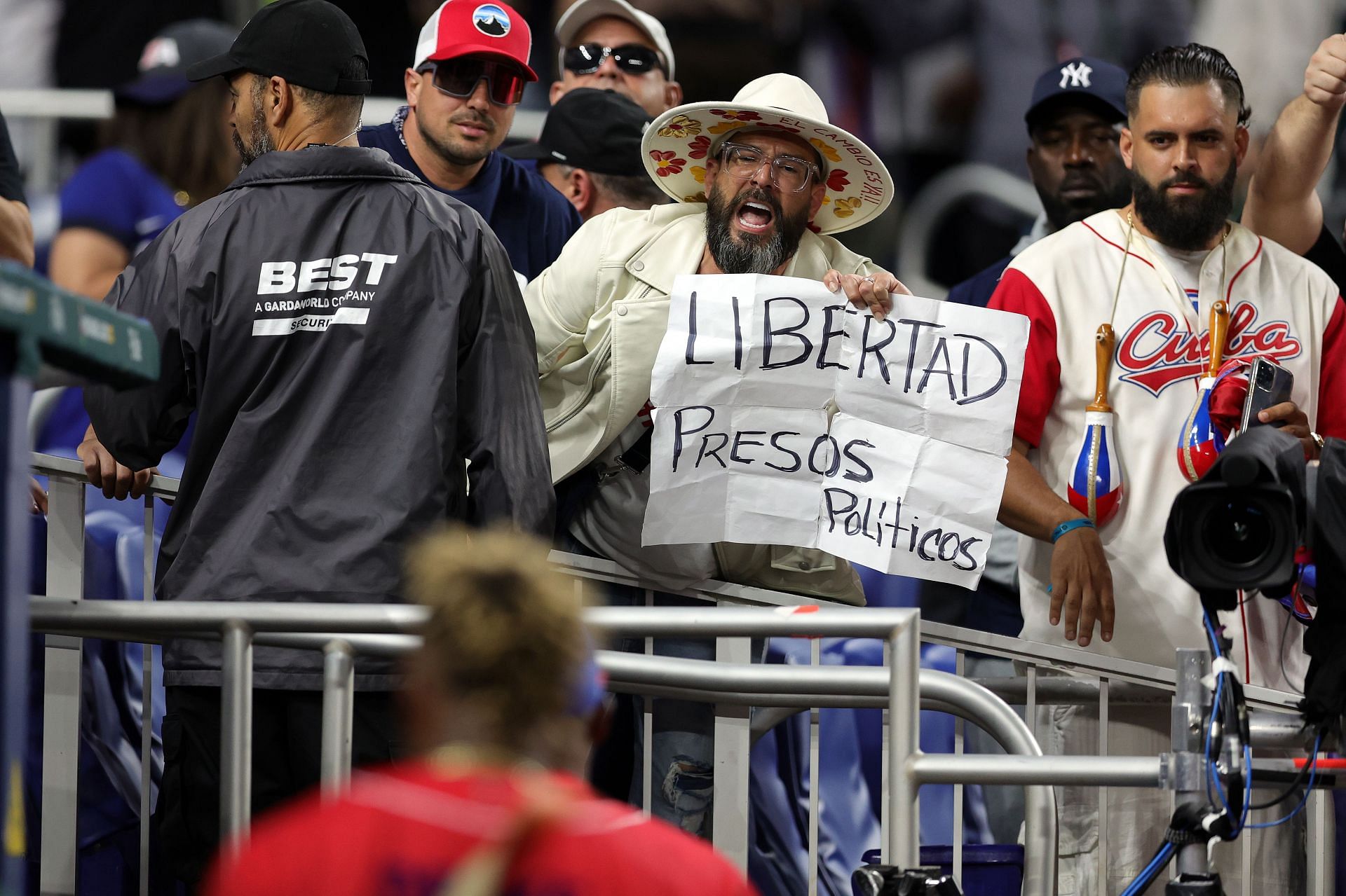 Cuban baseball player defects after team's loss to USA in World Baseball  Classic
