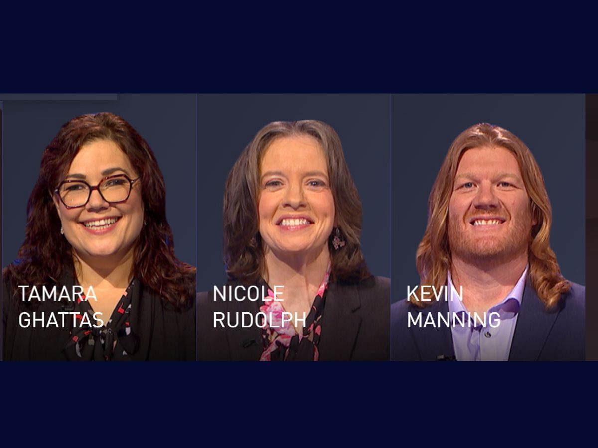 3 players try to win Jeopardy! (Image via  jeopardy.com)