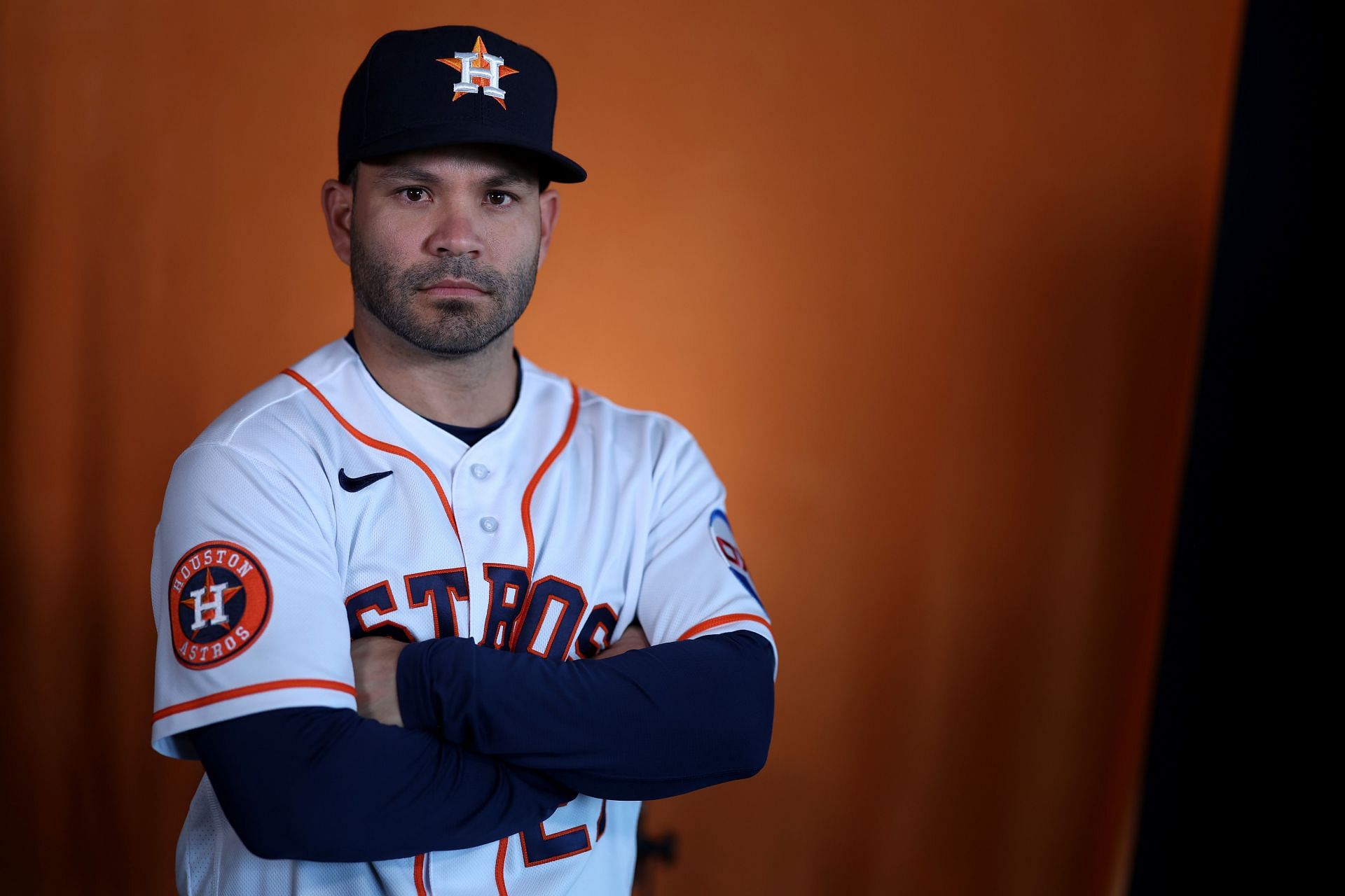 MLB Houston Astros (Jose Altuve) Men's T-Shirt.