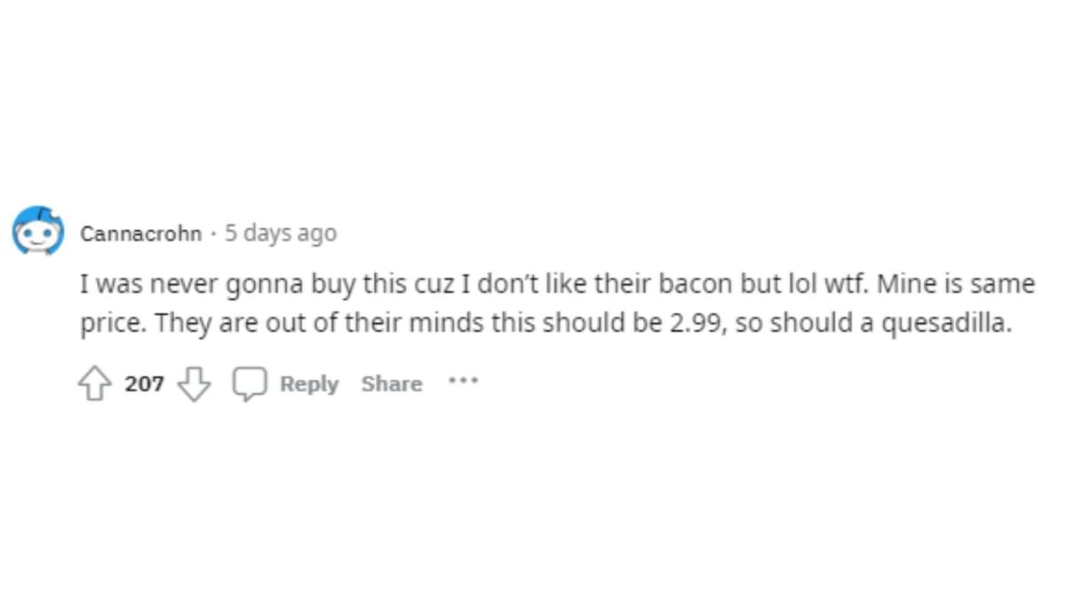“Absolutely ridiculous” Taco Bell’s Bacon Club Chalupa slammed online
