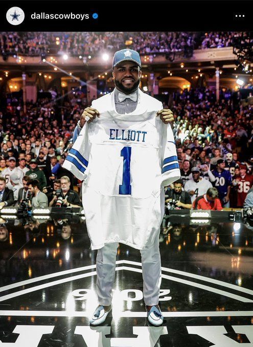 NFL legend Emmitt Smith hits out at Dallas Cowboys after Ezekiel