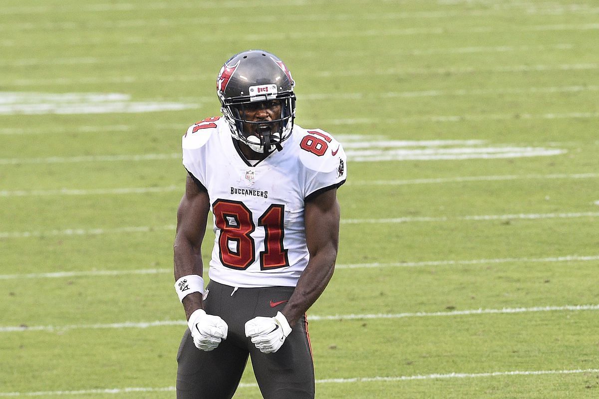 Antonio Brown with the Tampa Bay Buccaneers