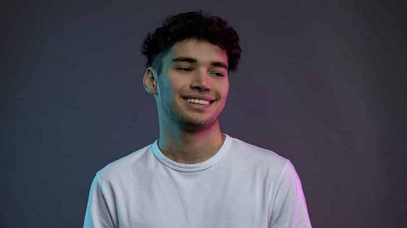 Adin Ross Net Worth