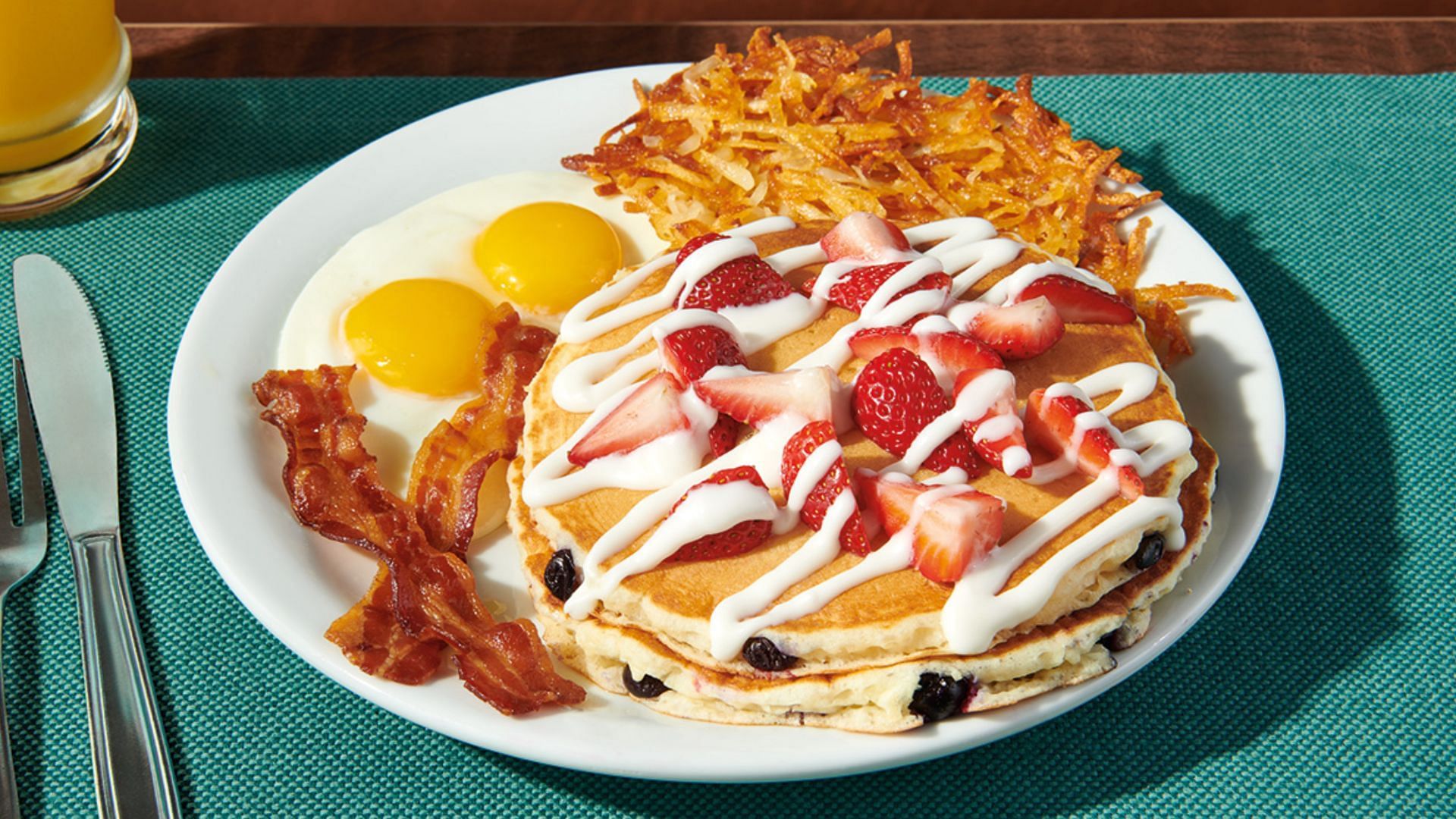 NEW Red, White &amp; Blue Pancakes (Image via Denny&rsquo;s)