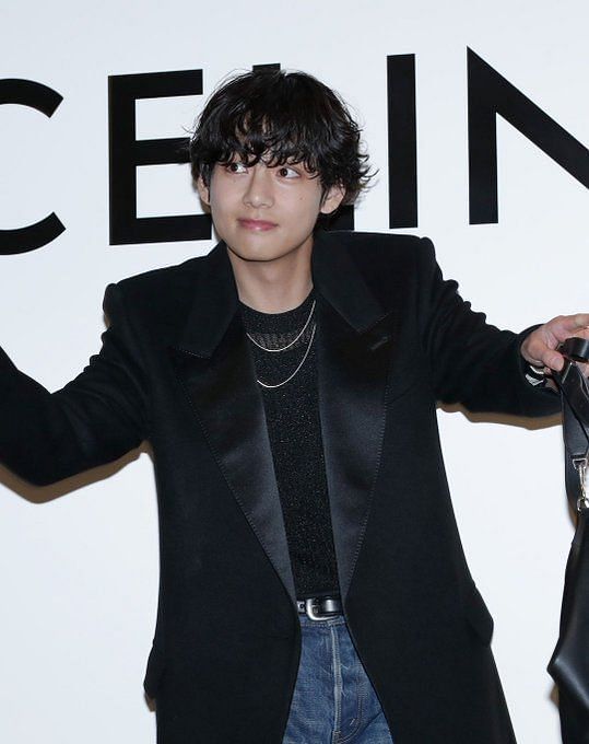 BTS V UNION on X: “CELINE GLOBAL AMBASSADOR TAEHYUNG perfectly pulled off  pieces from the Celine Homme Summer 2023 collection & showed off his  charm of going between a man full of
