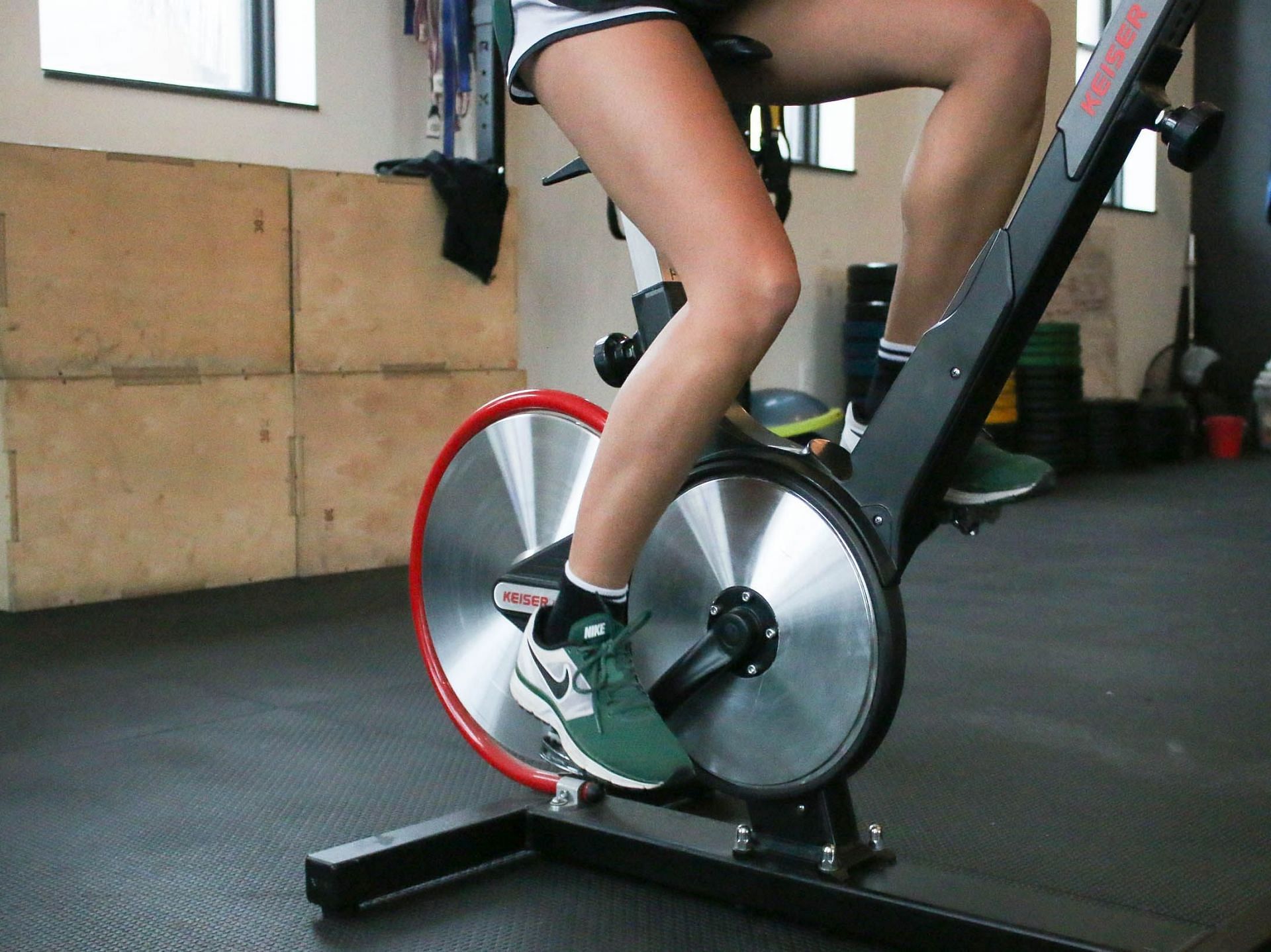 Spinning exercise strengthens lower body muscles. (Image via Pexels/ Element Digital)