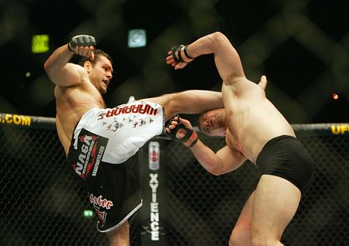 Gabriel Gonzaga upset Mirko Cro Cop in a huge headline bout in Manchester