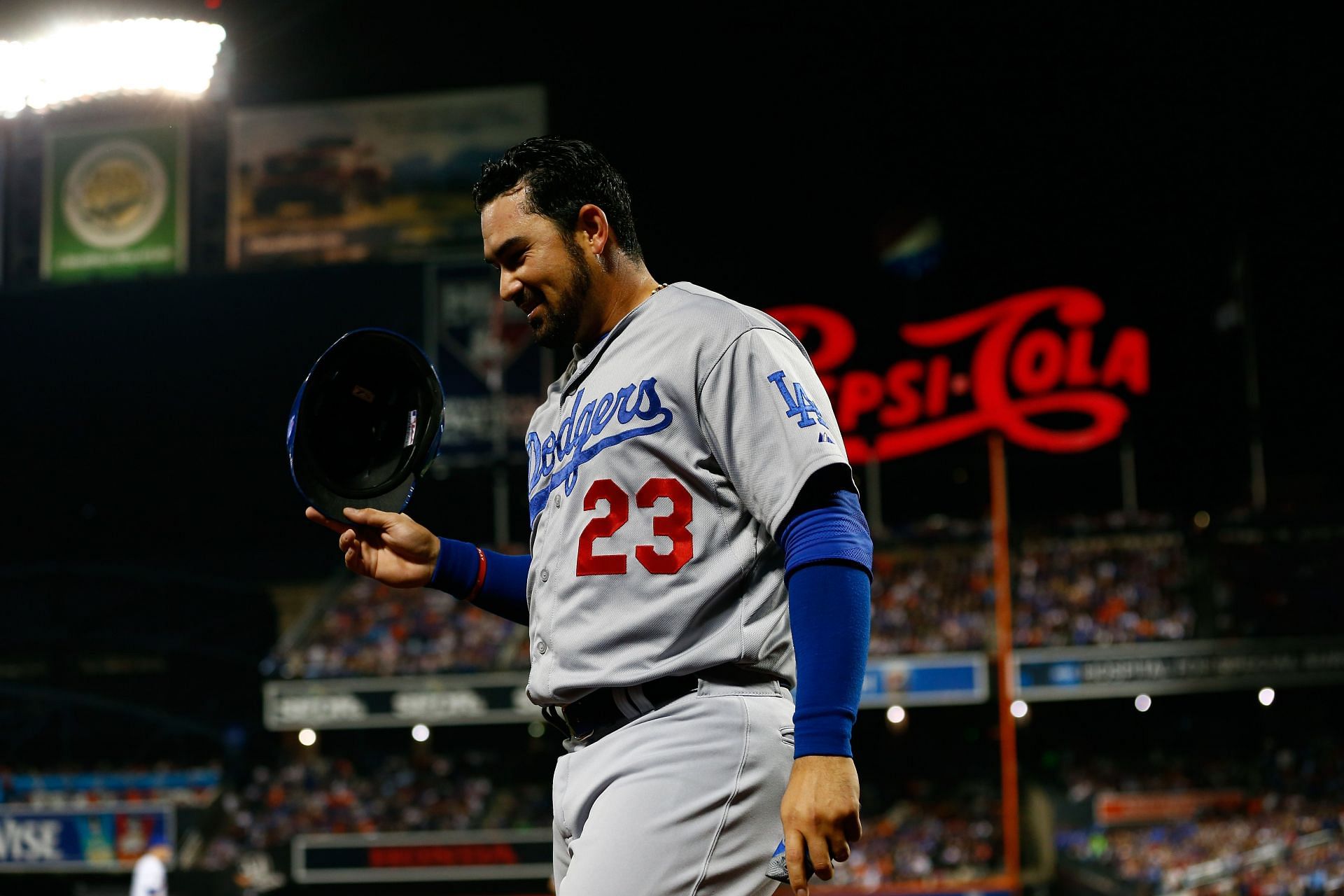 World Series: Adrian Gonzalez tweets he was in Dodgers' L.A. studio