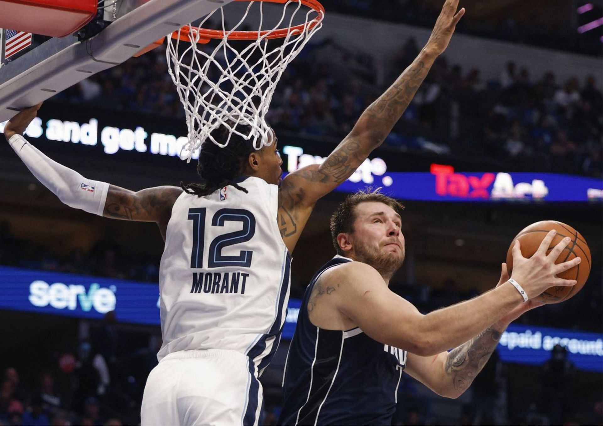 Luka Doncic is hoping to play tonight against the Memphis Grizzlies. [photo: Dallas Morning News]