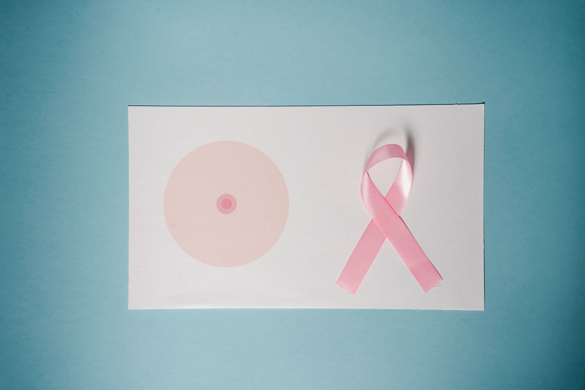 If mammograms detect dense breast tissue, the provider will have to inform the woman to follow up for further tests with their doctor (Image via Pexels @Klaus Nielsen)