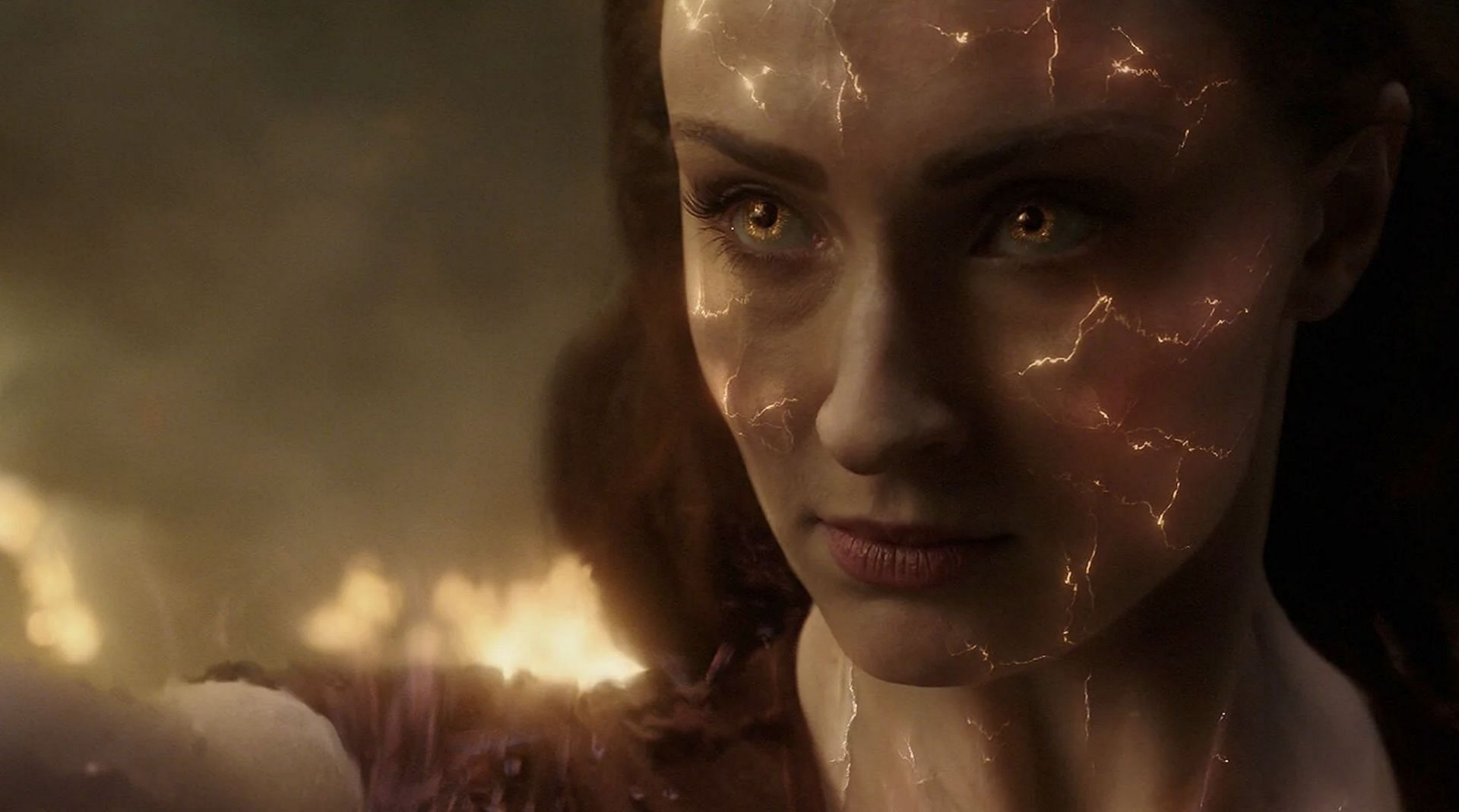 The All-Powerful Phoenix - Jean Grey&#039;s telekinetic and telepathic abilities are amplified when she becomes the Phoenix, granting her nearly unlimited power (Image via 20th Century Fox)