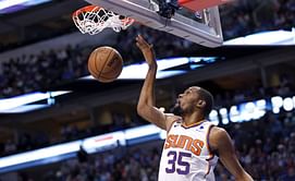 The infamous Kevin Durant fall and injury sustained pregame as Phoenix Suns star is forced out again