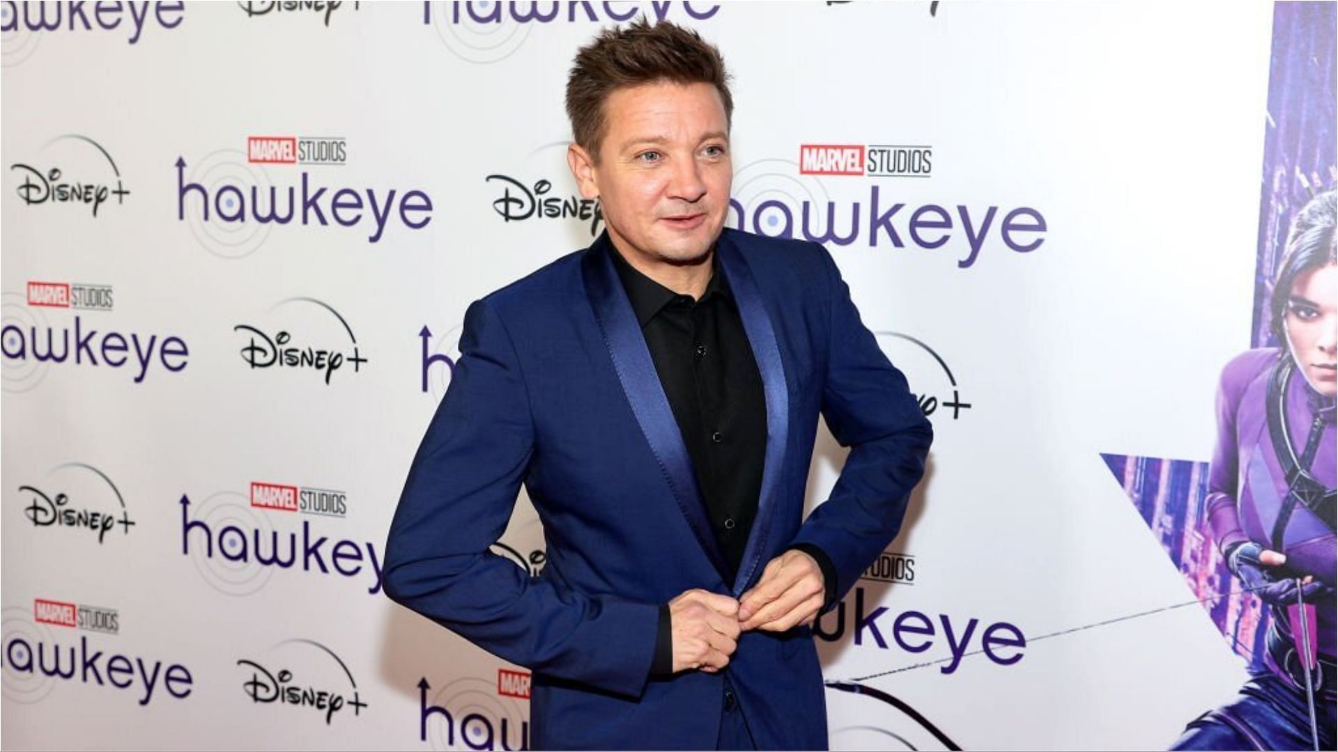 Jeremy Renner shared a video exercising on a treadmill (Image via Theo Wargo/Getty Images)