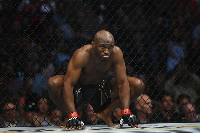 Kamaru Usman imitates Leon Edwards' coach during UFC 286 presser, asks him excuse for first fight