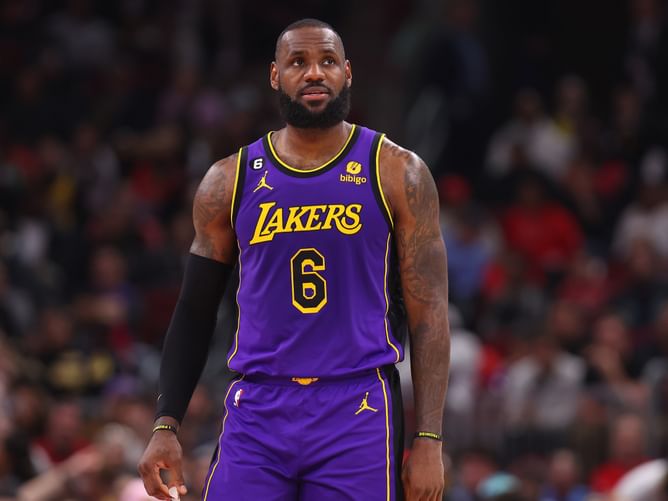 LeBron James is cheap for not paying for blue tick on Twitter: All you need to know