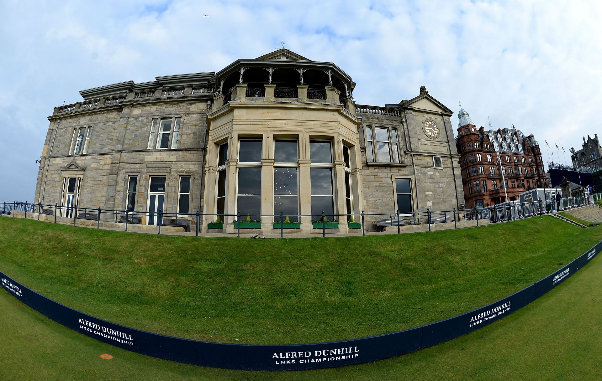 Alfred Dunhill Links Championship - Day Two (Photo by Ross Kinnaird/Getty Images)
