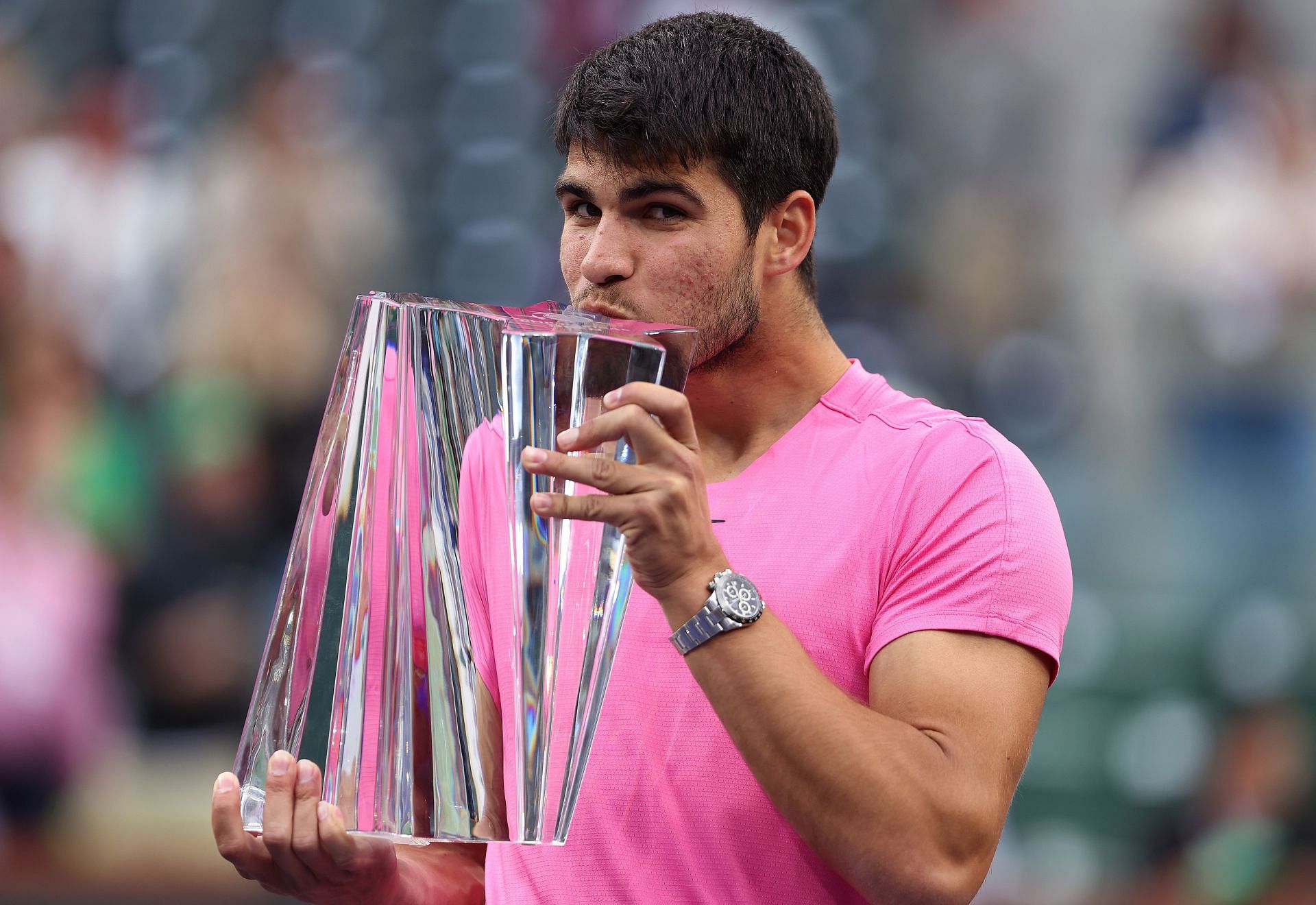 Carlos Alcaraz celebrates his Indian Wells title.