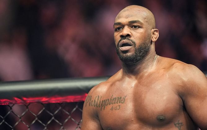 UFC star claims he has the tools to beat Jon Jones