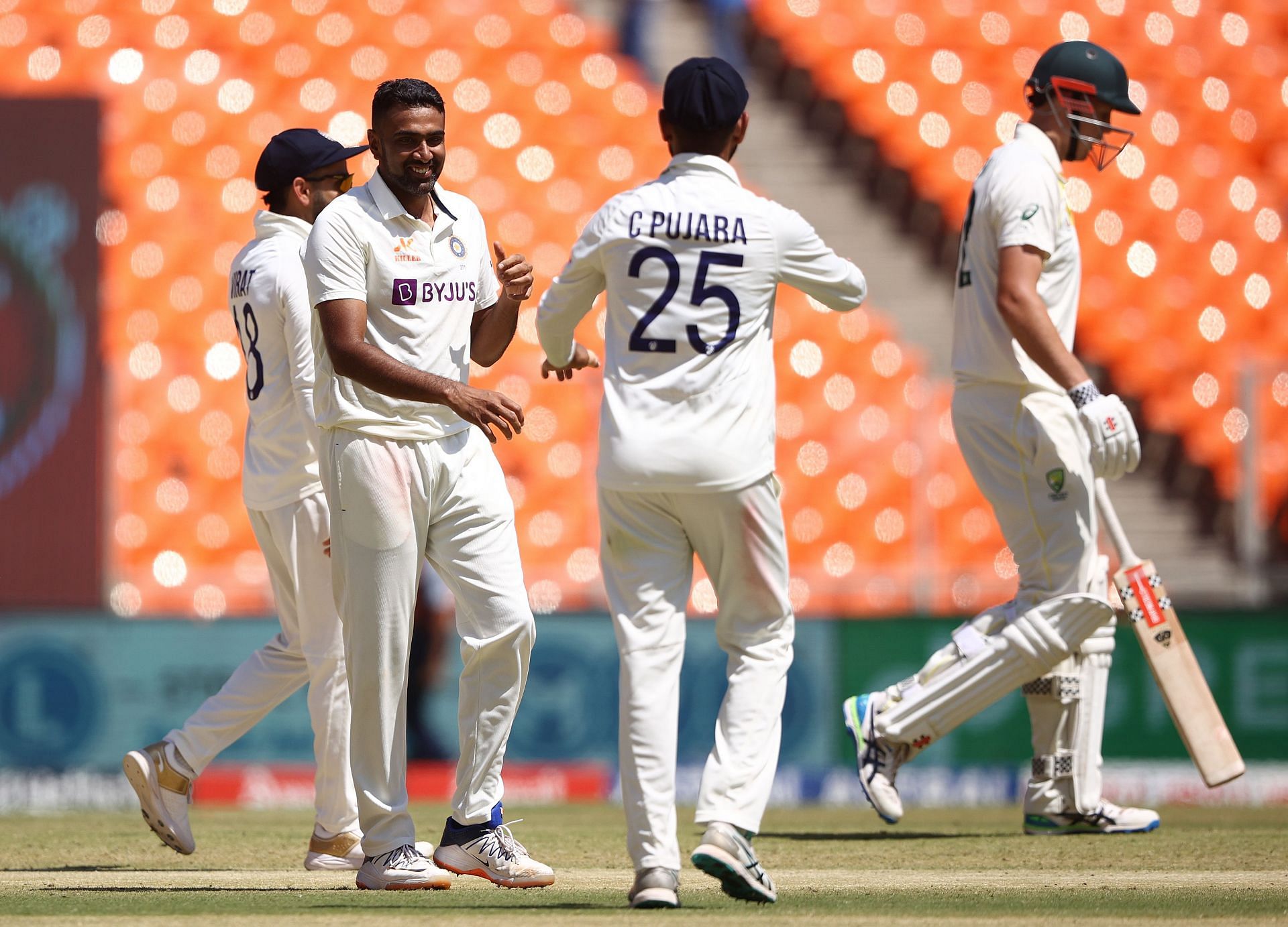 India v Australia - 4th Test: Day 2