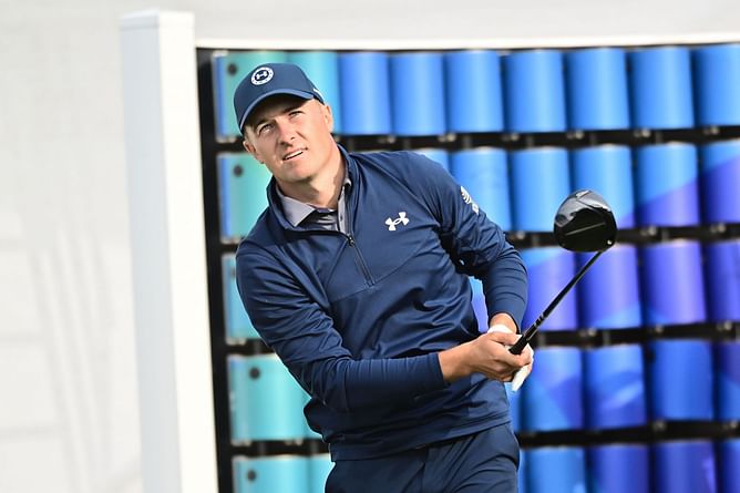 "Thank you Jordan for hitting me" – Fan overjoyed after Jordan Spieth’s ball hit his phone