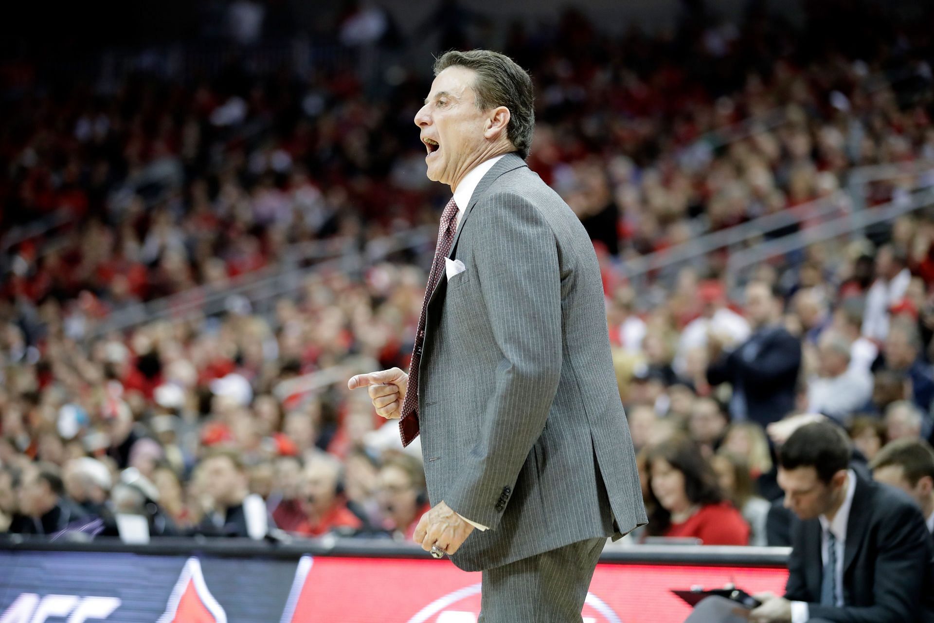 What Is Rick Pitino's Salary? A Breakdown Of Iona Head Coach Contract ...