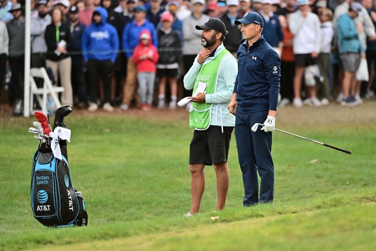 Top 5 richest golf caddies in the world