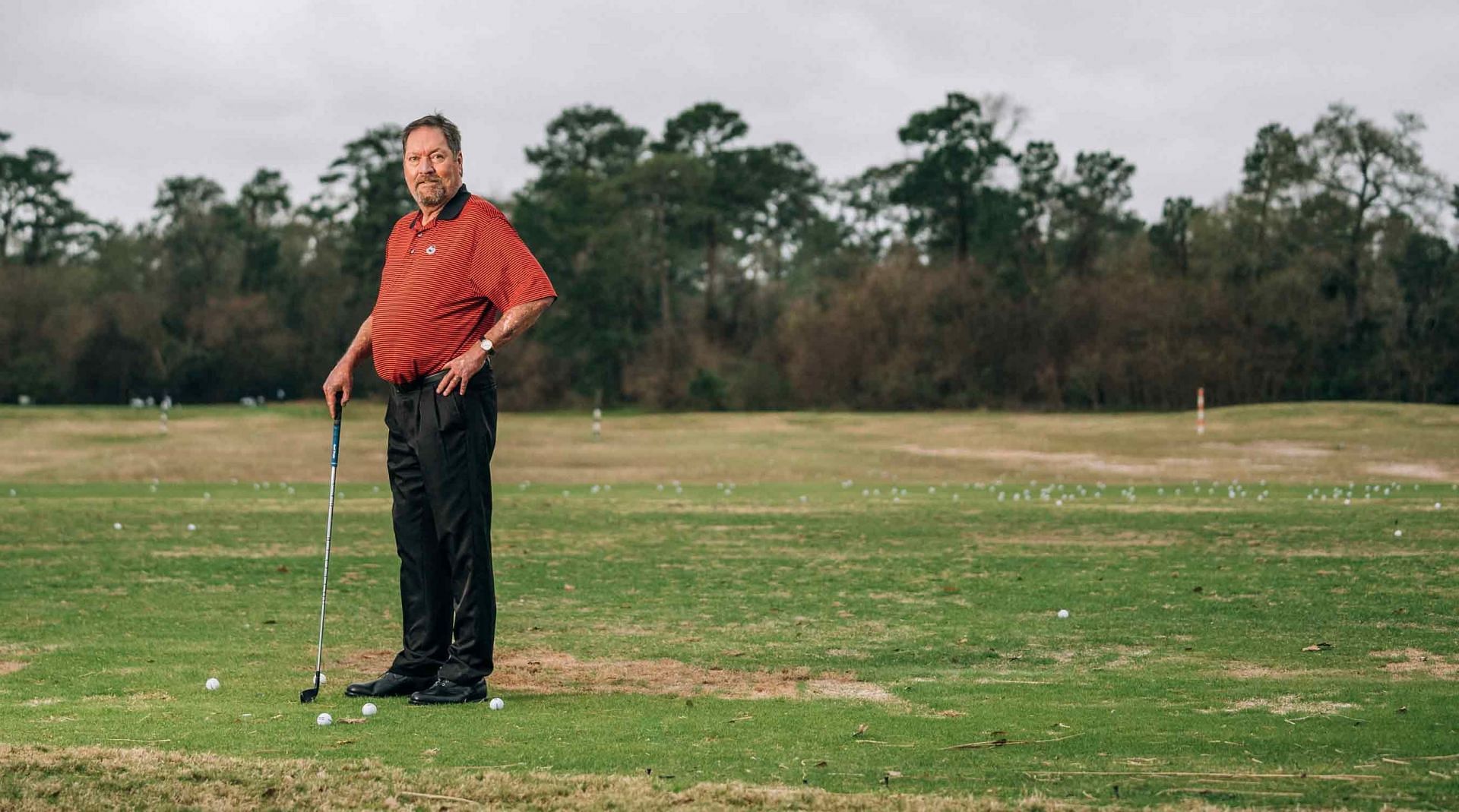 Mancil Davis holds the official record of most aces in golf history