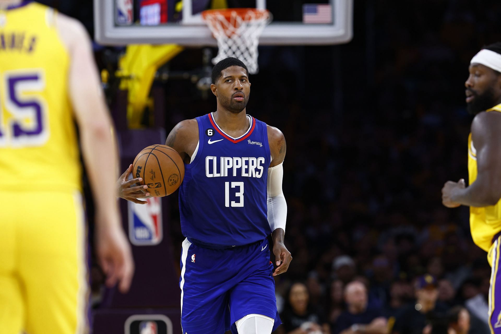 The Lakers will face the Clippers without Paul George. (Image via Getty Images)