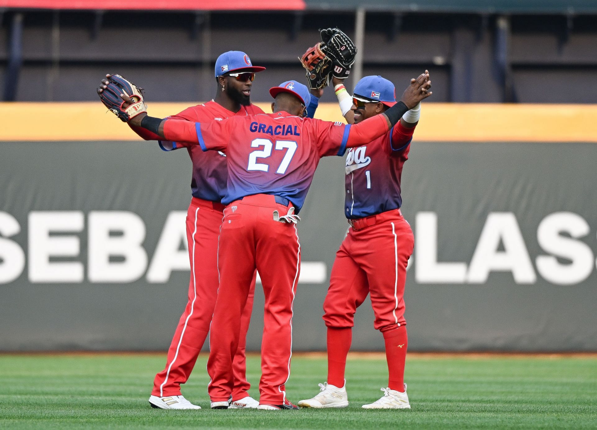 Cuba gets first win in World Baseball Classic, Yoan Moncada gets