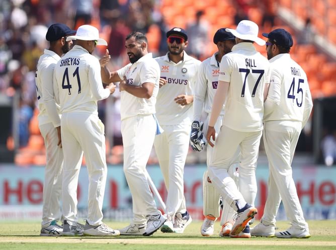 "You had 8 days break between the 2nd and the 3rd Test"- Former Indian captain questions India for resting Mohammed Shami in IND vs AUS 3rd Test