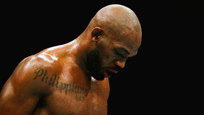 5 times Jon Jones almost lost a UFC title fight